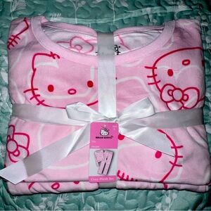 Hello Kitty Valentines Pink Hearts Pajama Gift Set L